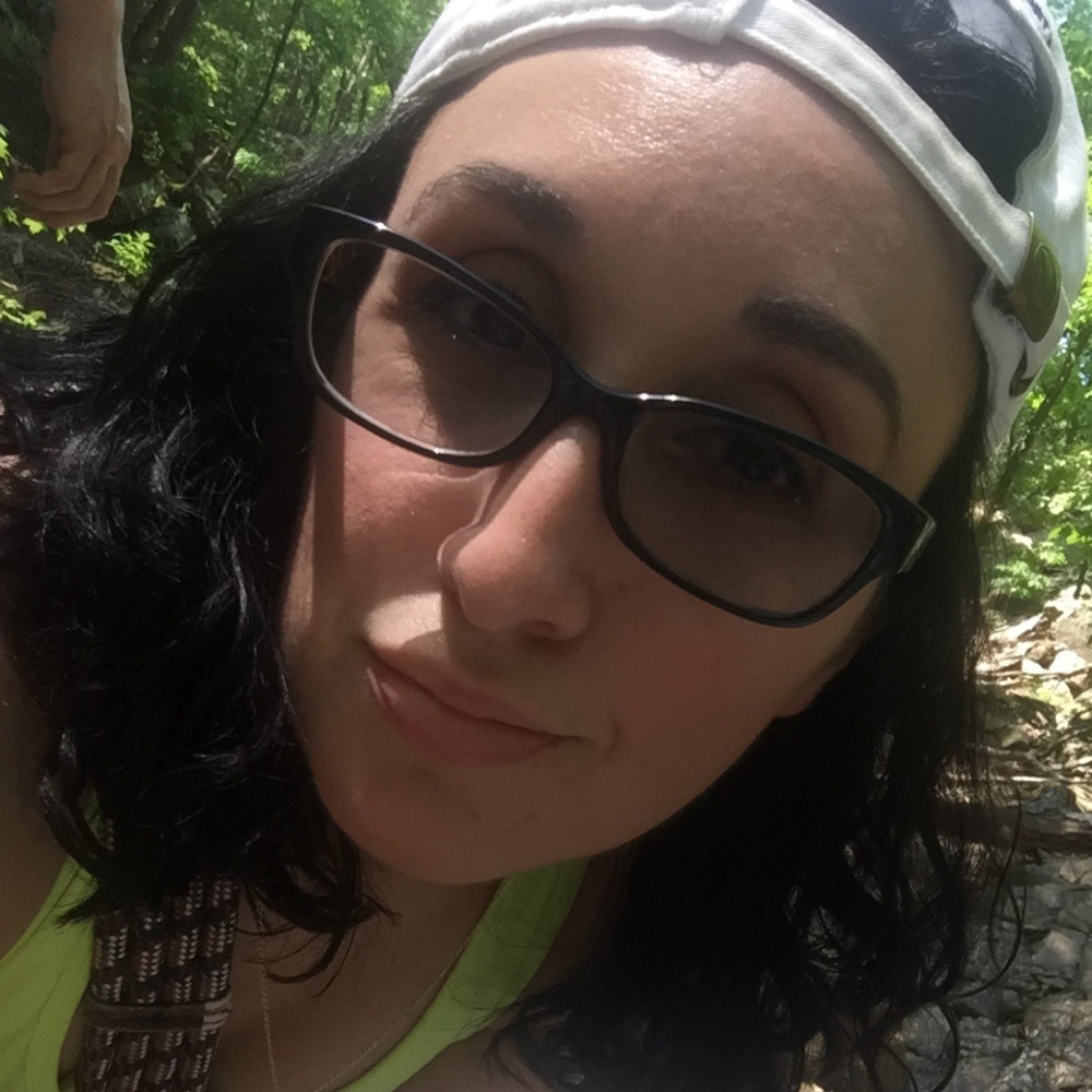Meet your Posher, Jeny